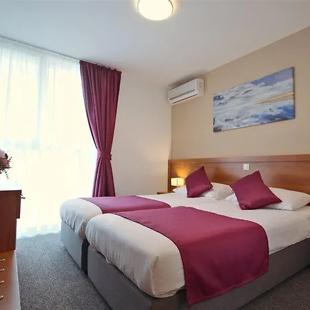 Hotel Komodor
